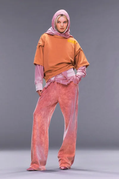 Look 30